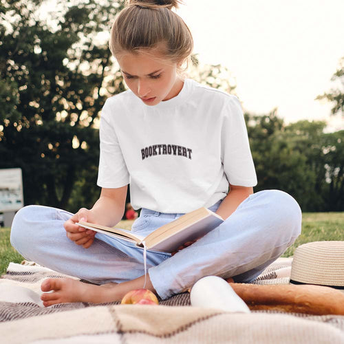 Booktrovert T-Shirt